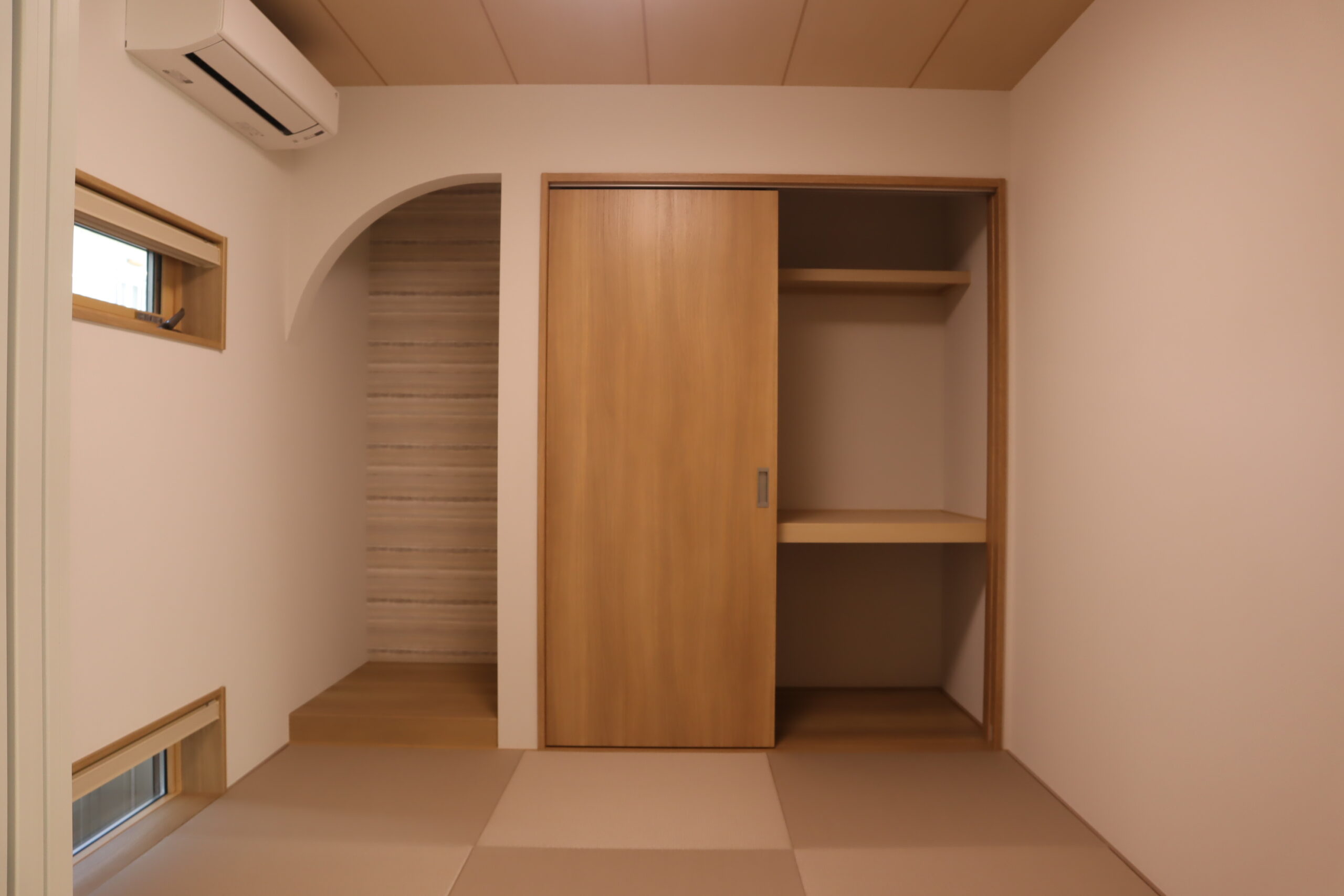 アイチャッチ 右画像